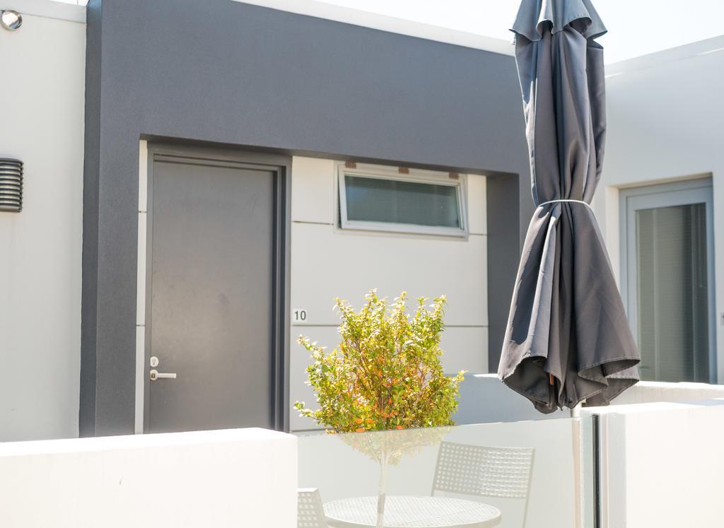 Bellano Motel Suites Christchurch Exteriör bild The 1010